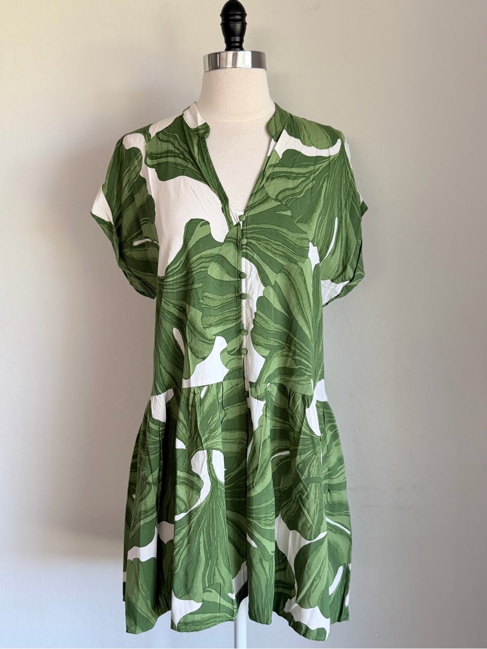 H&M Crinkled Tunic Dress White Green Leaf Print Button Front, Sz XS NWT